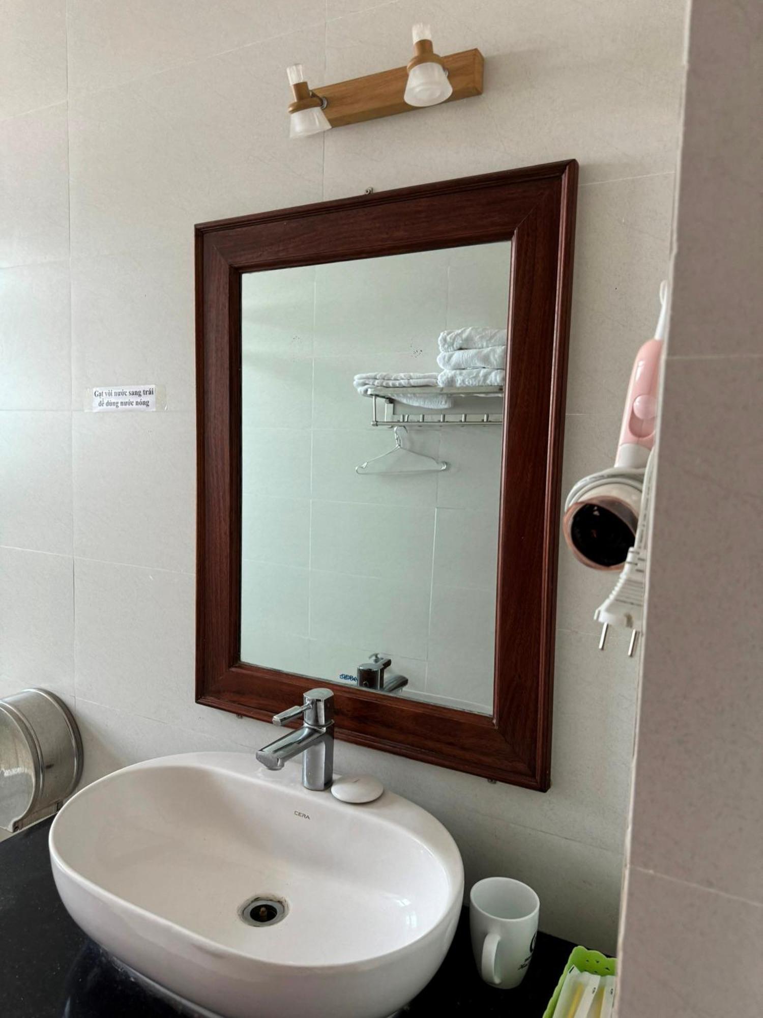 Hoang Khiem Hotel Pleiku Esterno foto