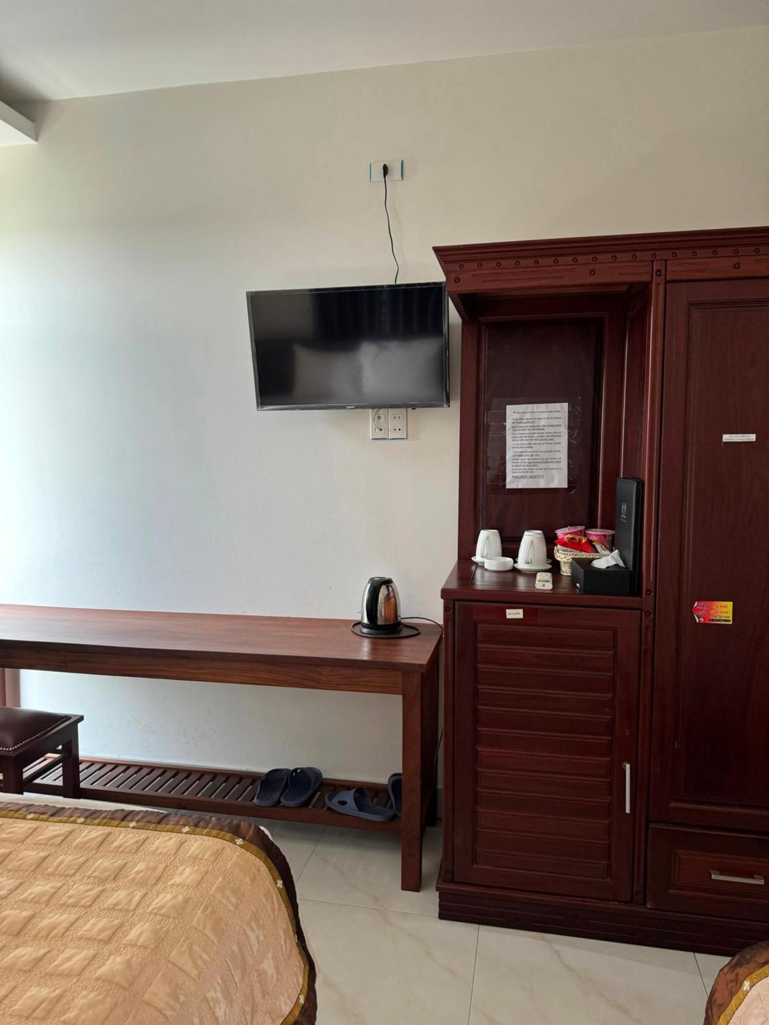 Hoang Khiem Hotel Pleiku Esterno foto