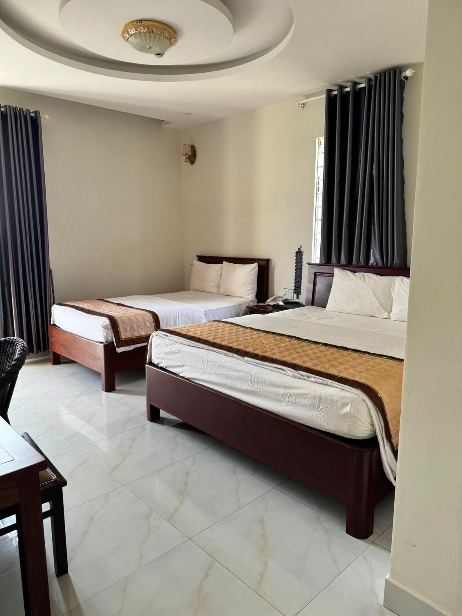 Hoang Khiem Hotel Pleiku Esterno foto