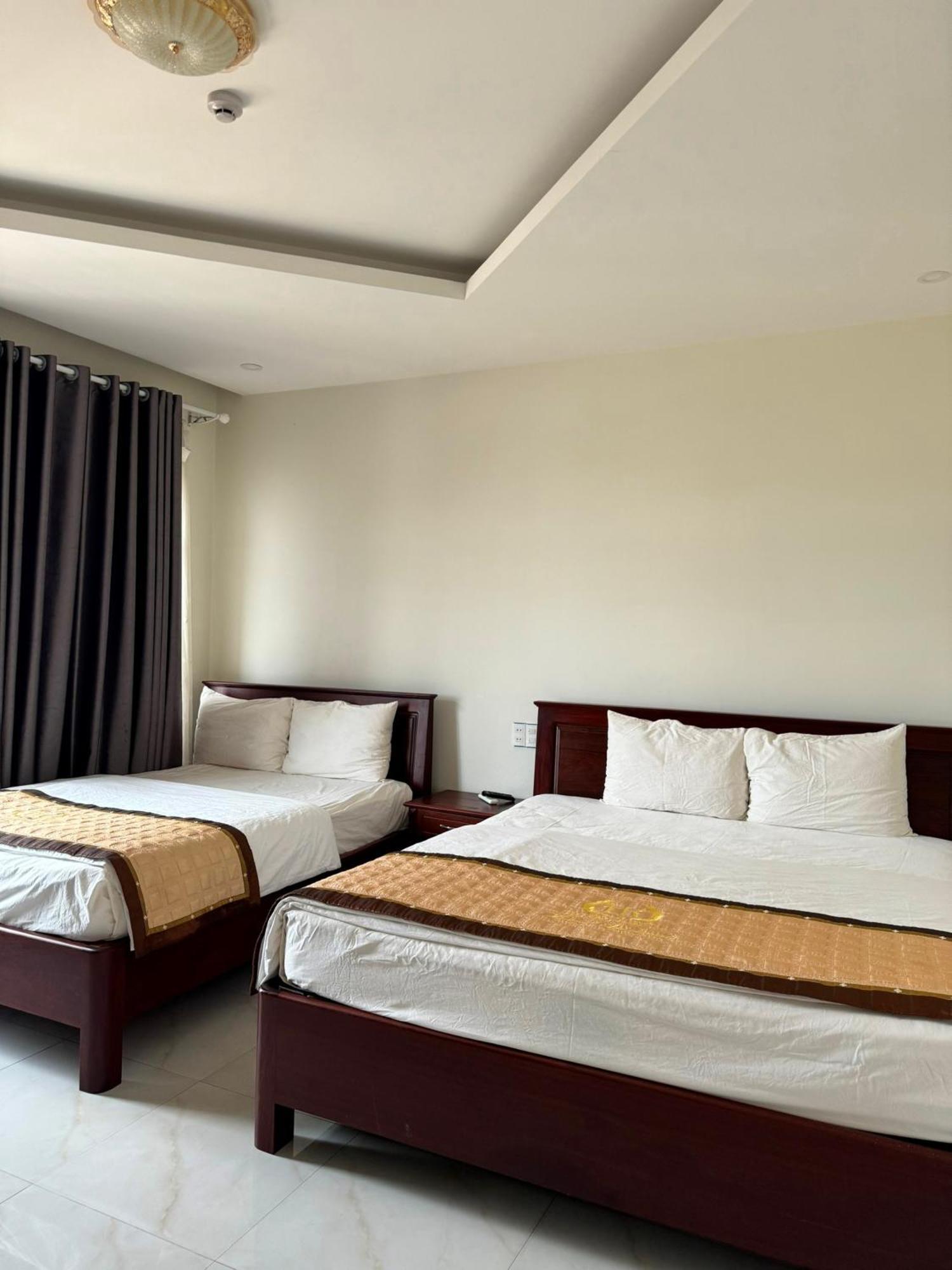 Hoang Khiem Hotel Pleiku Esterno foto