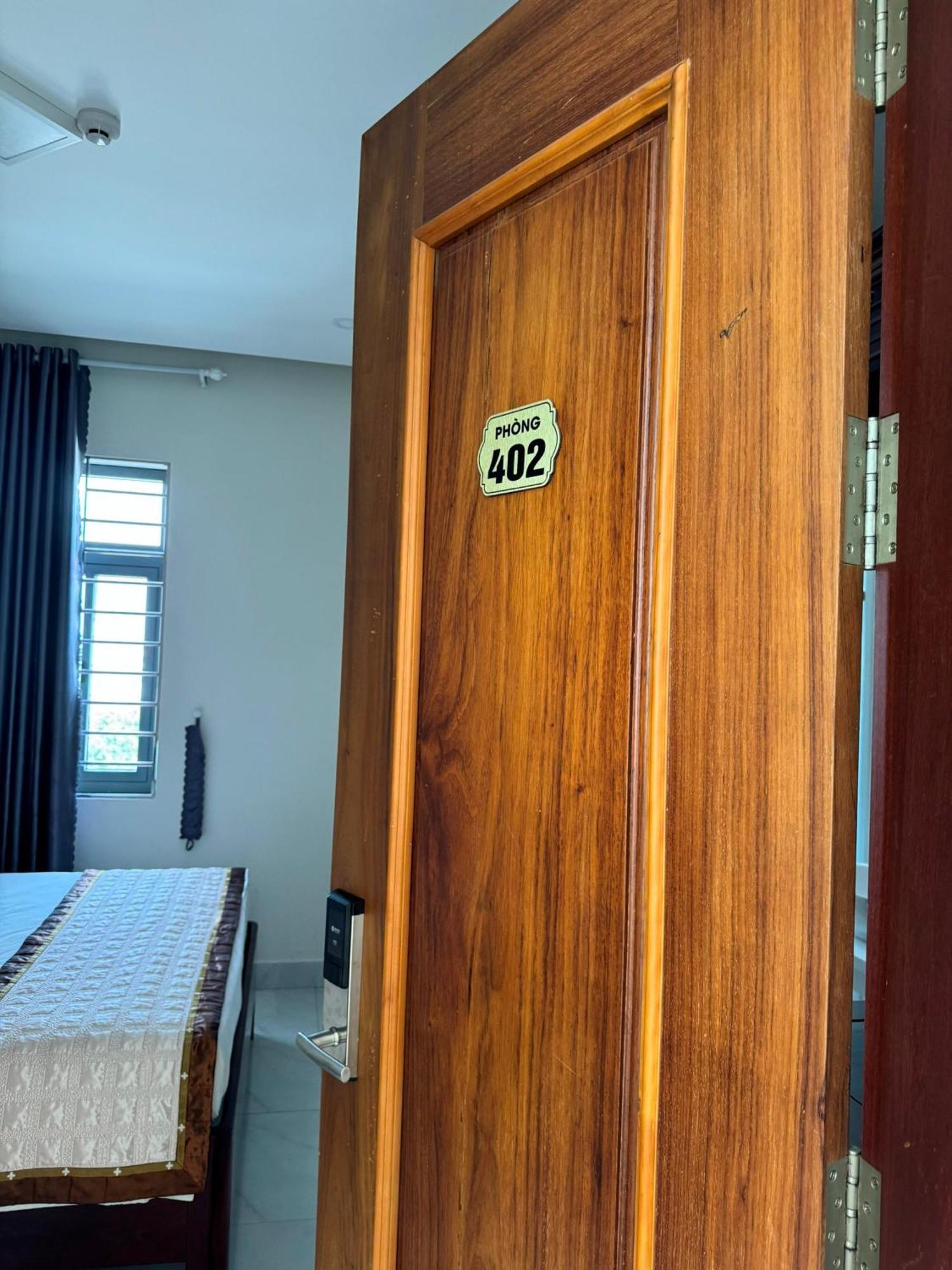 Hoang Khiem Hotel Pleiku Esterno foto