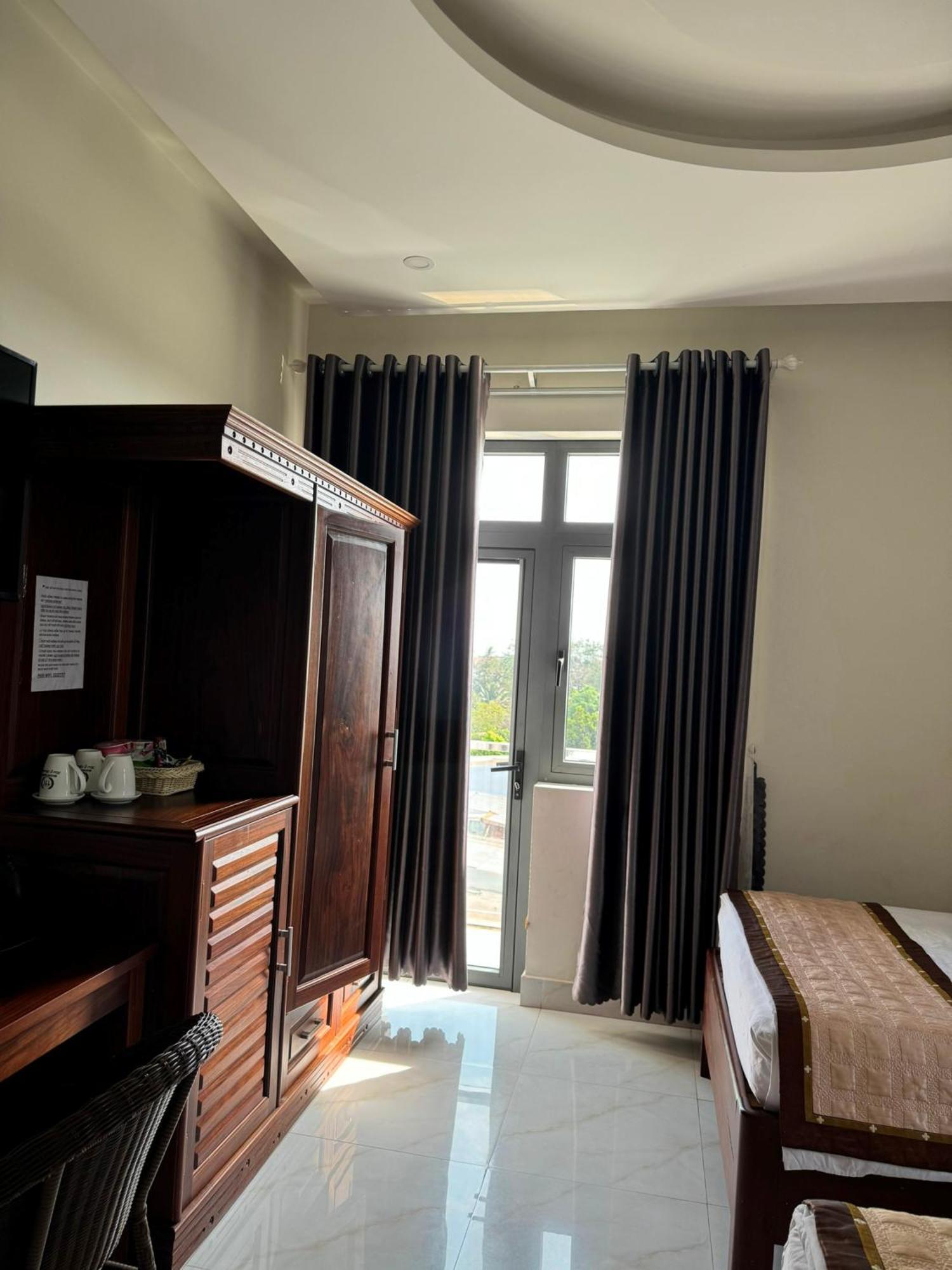 Hoang Khiem Hotel Pleiku Esterno foto