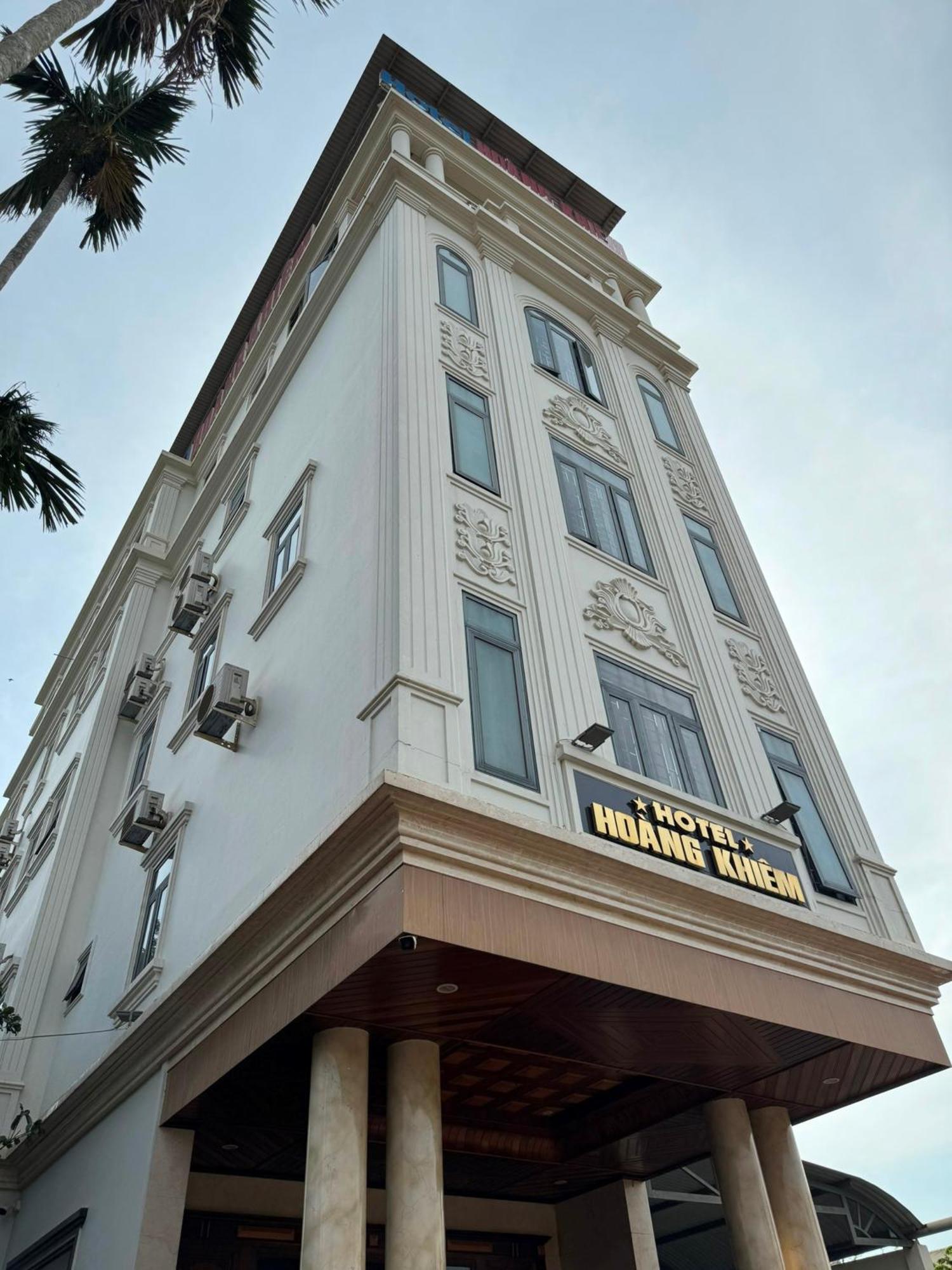 Hoang Khiem Hotel Pleiku Esterno foto